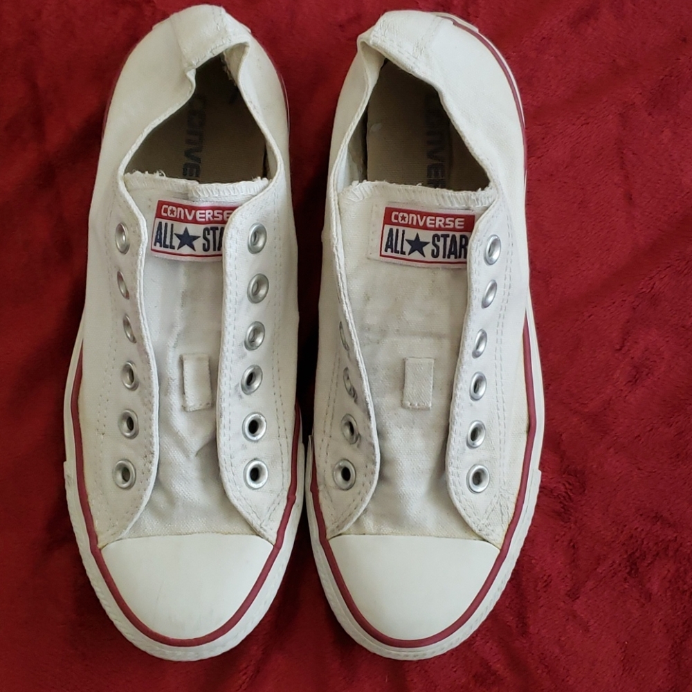 White converse shoes